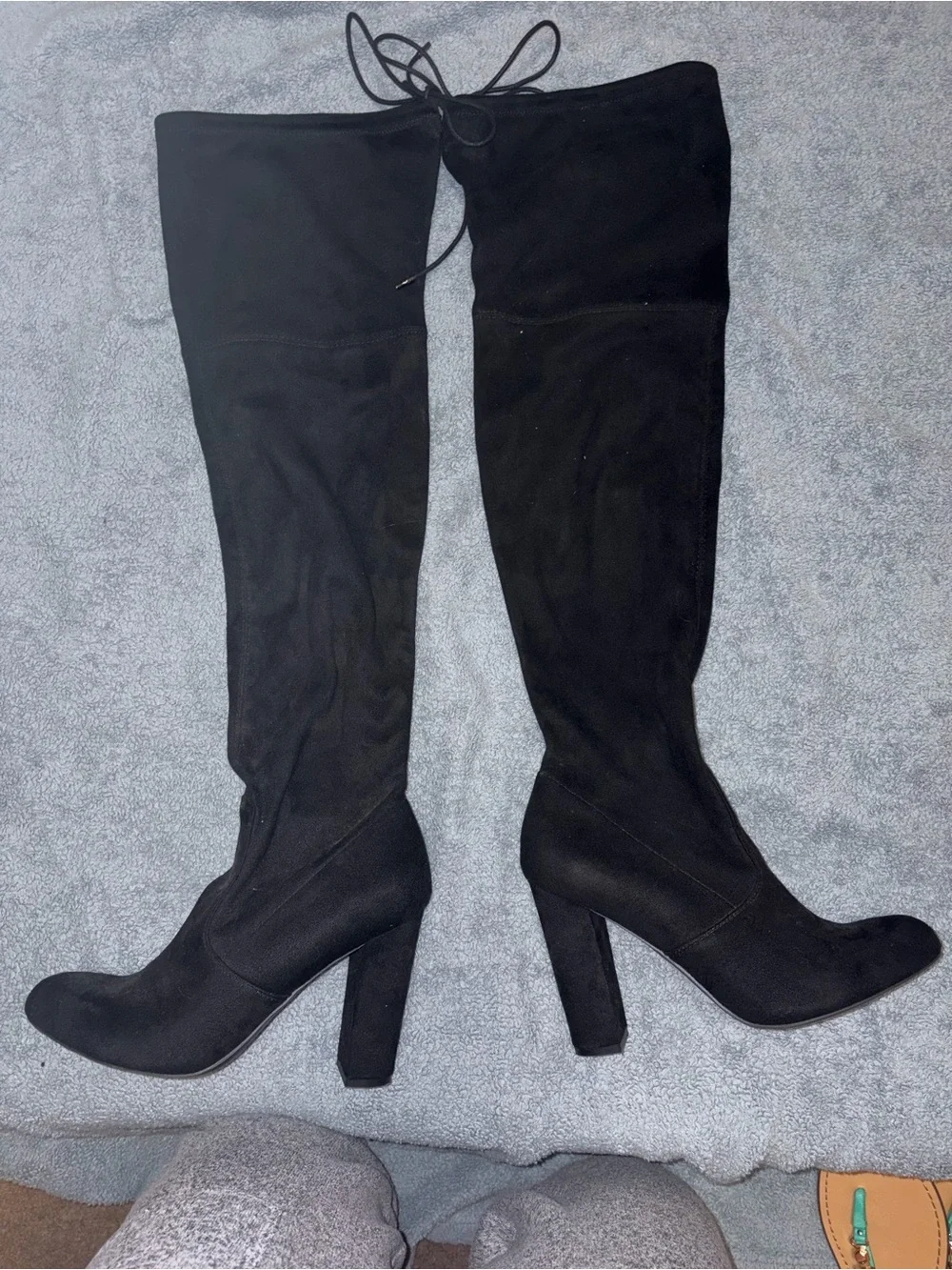 N/A stylish black